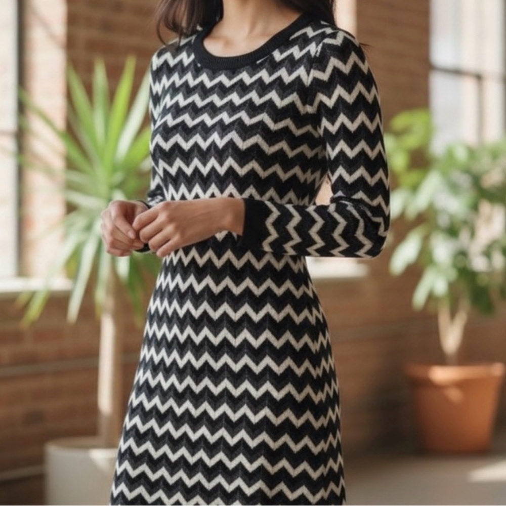Alice + Olivia Chevron Knit Dress – Black, Ivory & Dark Gray – Fits Medium - Picture 10 of 10